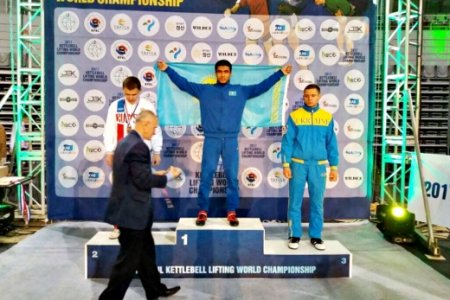 19 жастағы қазақстандық гір тасын көтеруден әлем чемпионы атанды