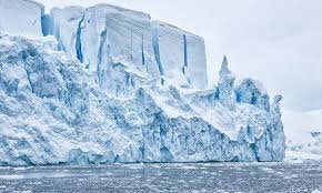 Су басу қаупі: Антарктидадан алып айсберг бөлінгелі тұр