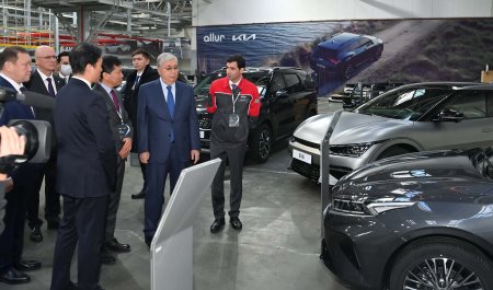 Президент Қостанайда Kia автомобильдерінің шағын тораптық өндірісін іске қосты