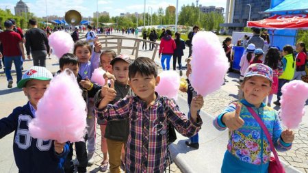 Үкімет басшысы ауыл балаларына Астанаға саяхат ұйымдастыруды жүктеді
