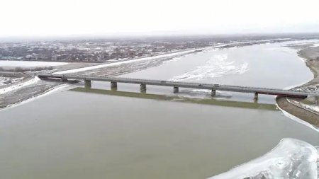 Аймақ басшысы Сырдария өзеніндегі су деңгейін бақылады