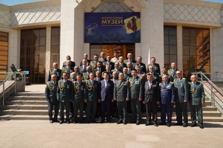 Отан қорғаушы күніне орай алғашқы әскери және технологиялық дайындық пәні мұғалімдері марапатталды