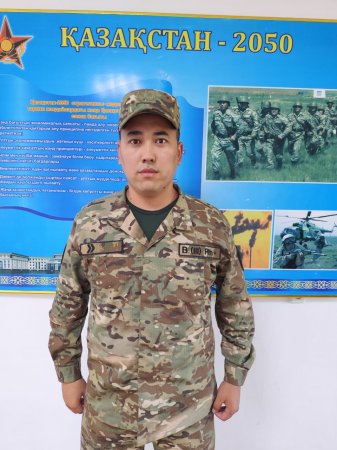 Айбынды  сержант