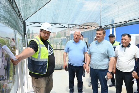 Аймақ басшысы білім ордаларының құрылыс алаңындағы жұмыс қарқынын көрді