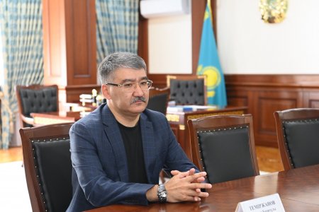 Облыс әкімі комитет төрағасымен кездесті