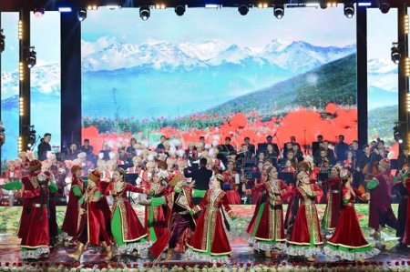 Семейде «Сұлу сырдан - Ұлы Абай еліне» атты Қызылорда облысының өнер күндері өтті