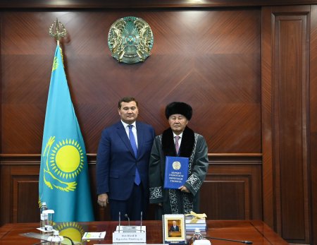 Мемлекет және қоғам қайраткері Бақберген Досманбетов 80 жаста