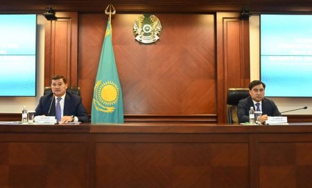 Мемлекеттік қызмет істері агенттігінің төрағасы облыс активімен кездесті