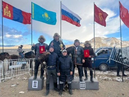 Қазақстандық бүркітшілер Моңғолияда жүлде алды