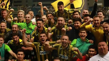 "Қайрат" қатарынан екінші рет футболдан Қазақстан чемпионы атанды
