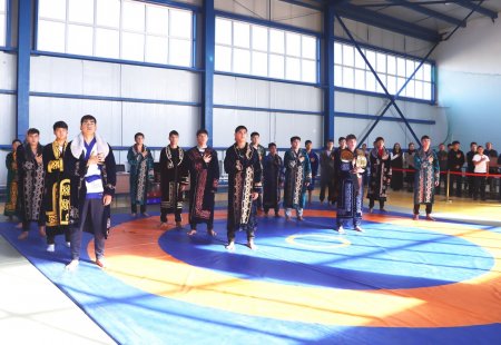 «Сырдария барысы»:  боз кілемде – палуандар бәсекесі