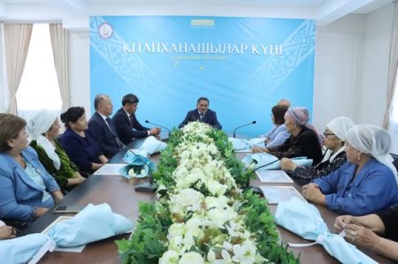 Кітапханашыларға құрмет көрсетілді