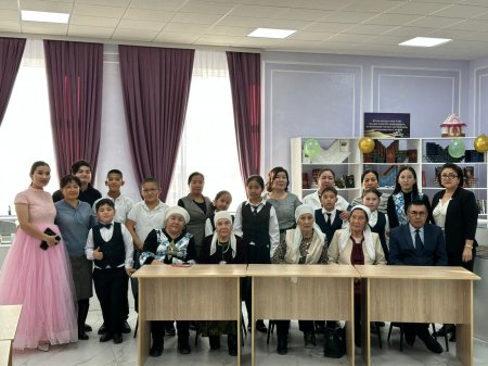 Сырда туған сыршыл ақын