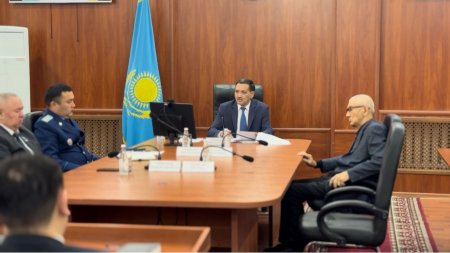 Аудан әкімдігі жанындағы сыбайлас жемқорлыққа қарсы іс-қимыл мәселелері жөніндегі комиссия отырысы өтті