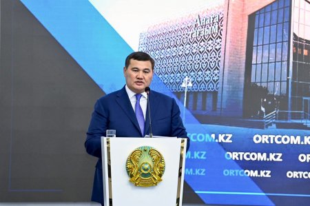 Қызылордада мәдениет саласының қызметкерлеріне тұрғын үй салынып, 40 пәтер табысталды