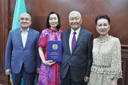 Тарихи бетбұрыс айқындалған жиын