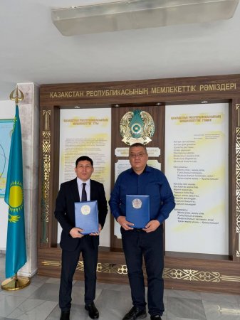 Лифт істен шыққан жағдайда қайда хабарласу керегін білесіз бе?