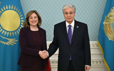 Қасым-Жомарт Тоқаев АҚШ елшісі Джули Стаффтты қабылдады