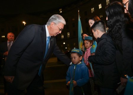 Мемлекет басшысы Вашингтонда отандастарымызбен кездесті