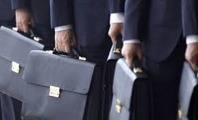 Ратификациялауға жататын, Қазақстан Республикасы қатысушысы болуға ниеттенетін халықаралық шарттарға, сондай-ақ халықаралық шарттардың жобаларына ғылыми сараптама жүргізу