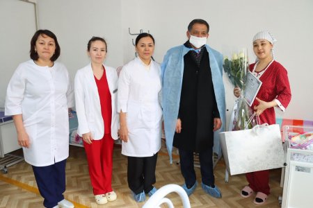 Аудан әкімі жас аналарды мерекемен құттықтады
