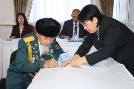 Ұлы Отан соғысының ардагері, 105 жастағы Яхия Тасыров дауыс берді