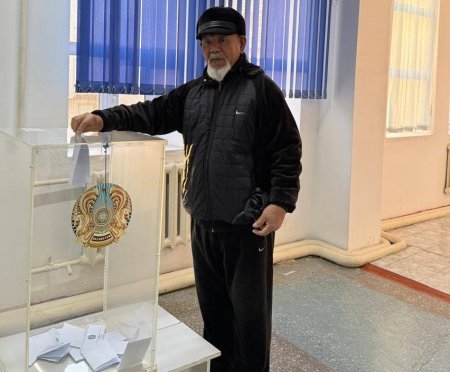 Ауыл тұрғындары өтіп жатқан референдумға белсене атсалысуда