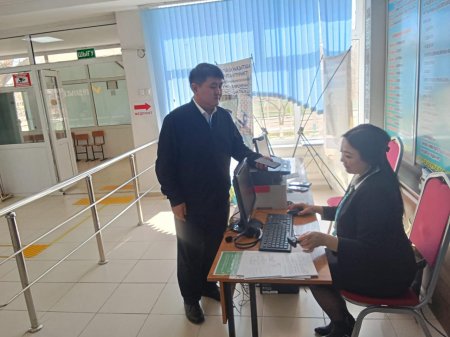 Тұрғындар «Өзіңді дауыс берушілер тізімінен тексер» платформасы арқылы өз учаскелерін оңай табуда