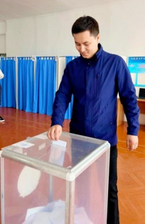 Сырдариялық чемпион Бексұлтан Бостандықов дауыс берді