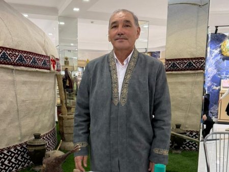 Ағашқа жан бітірген: өнер мен өнегені ұштастырған ұстаз