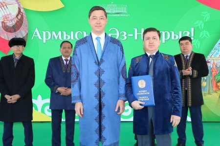 Дәстүр мен жаңару үндескен