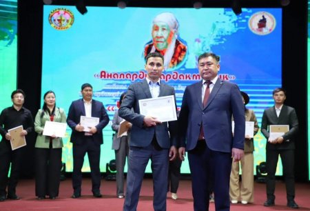 Облыстық жазба ақындар мүшәйрасының бас жүлде иегері атанды