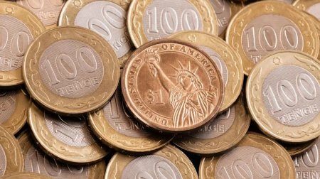 Доллар бағамы төмендеп жатыр - Ұлттық банк теңгенің нығаю себебін атады