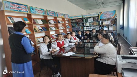 Ғарыш - келешектің кемел жолы" атты кітап көрмесінің таныстырылымы өтті