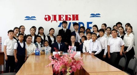 Ақиық ақын атындағы мектептегі «Әдеби vibe»: