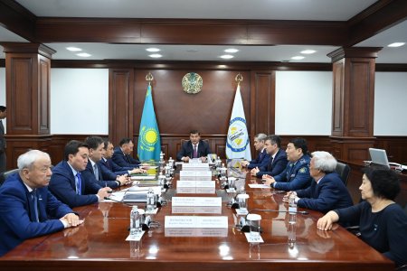 Бірқатар азаматтар марапатталды