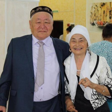 Қарағайға біткен қарсы бұтақ