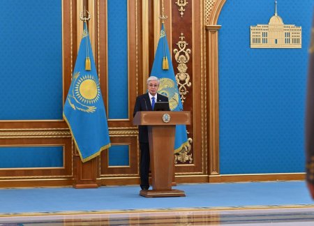 Қасым-Жомарт Тоқаев: «Қазақстанның айбынды армиясы батыр бабалардың даңқты жолын лайықты жалғастырып келеді»