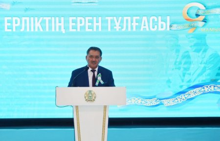 Аудан әкімі Берік Сәрменбаев 9 - мамыр Жеңіс күнімен құттықтады