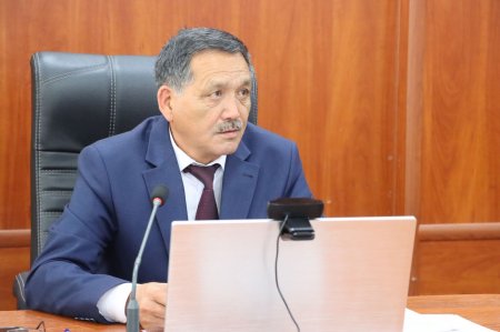 Макроэкономикалық көрсеткіштер мен оқу жылының аяқталуы мәселелері қаралды