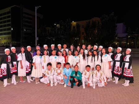 «Сыр сандуғаштарының» кезекті концерті өтті