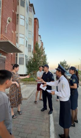 «Заң мен тәртіп» қағидаты аясында балалардың терезеден құлауының алдын алу бойынша профилактикалық іс-шара өткізілді