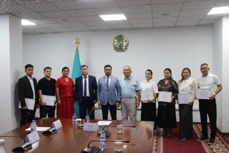 «Жарнама – тіл тазалығының көрінісі» атты облыстық байқаудың жүлдегерлері марапатталды