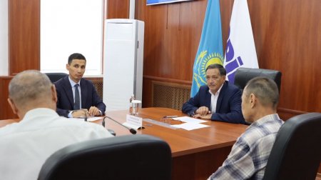 Аудан әкімі тұрғындарға жеке қабылдау өткізді