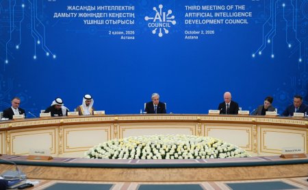 Қасым-Жомарт Тоқаев Үкіметке ұлттық компаниялармен және жеке бизнеспен бірге индустриядағы өзекті ЖИ-міндеттерді айқындау және ұдайы жаңарту тәртібін әзірлеуді тапсырды