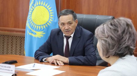 Аудан әкімі тұрғындарға жеке қабылдау өткізді